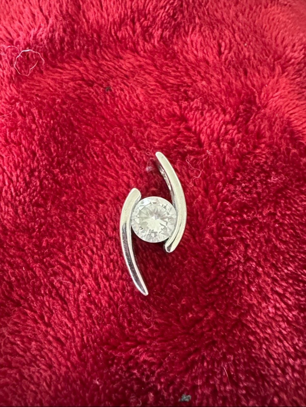 Silver Clear Stone Fashion Pendant - Clear